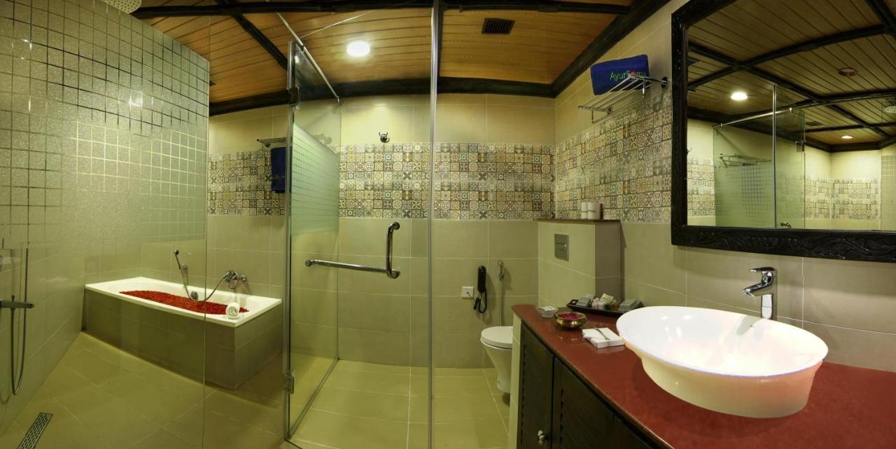 Hotel Ayursoma Ayurveda Royal Retreat Kovalam Zewnętrze zdjęcie